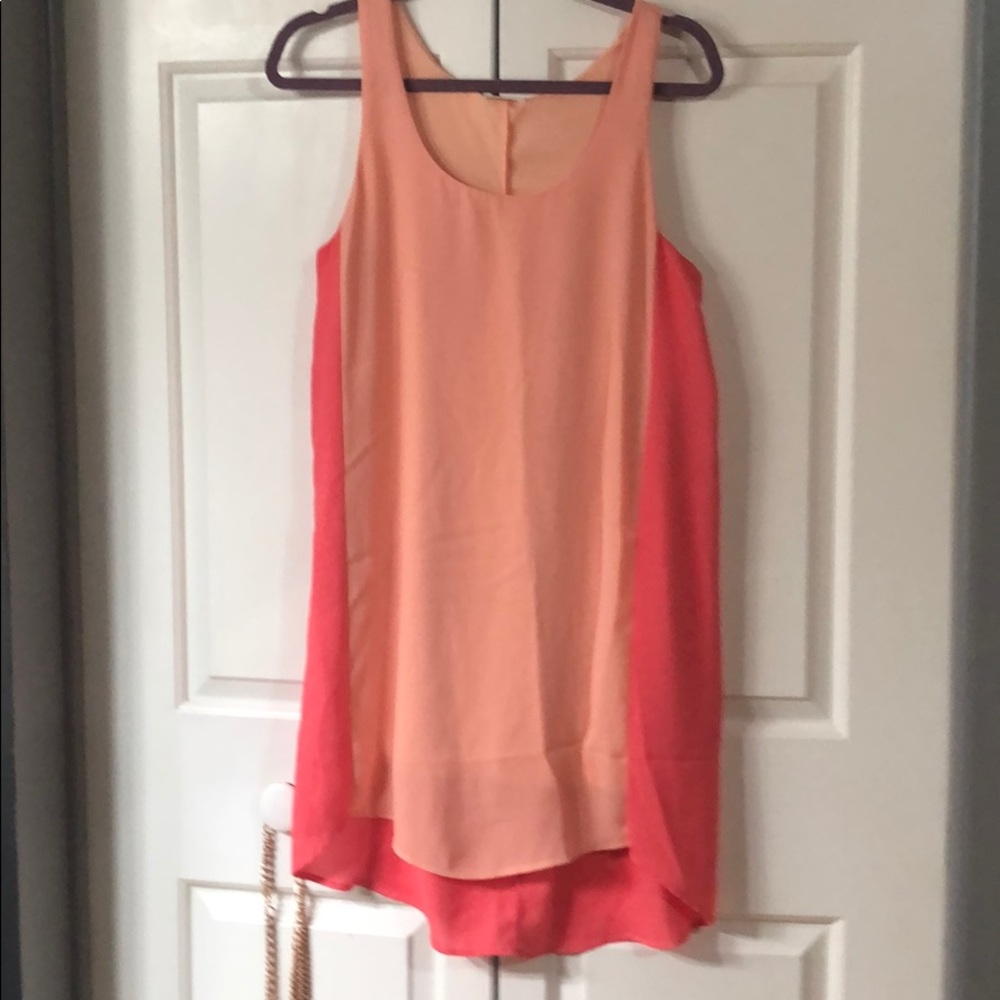 Peach/pink color block shift dress
